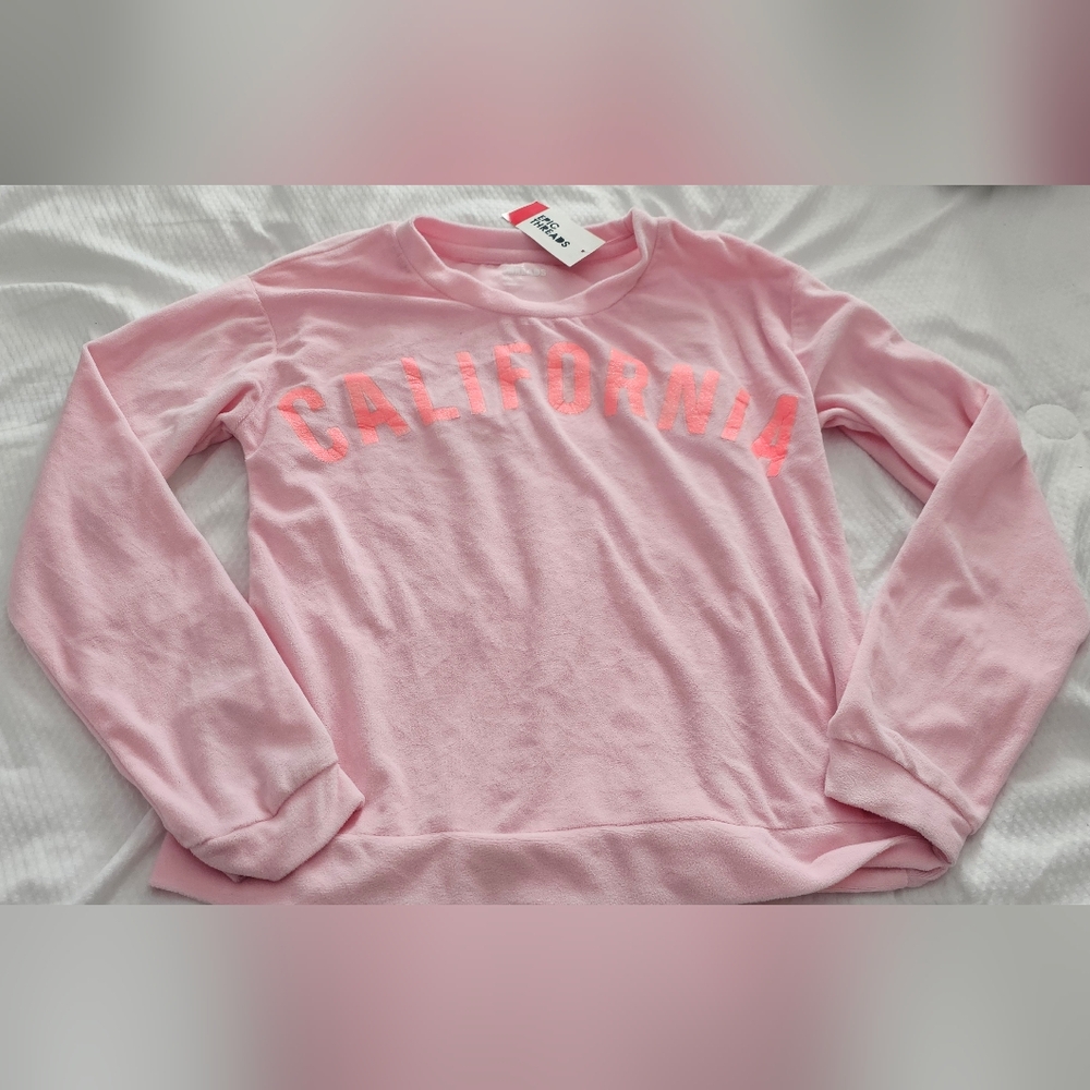 EPIC THREADS SOFT PULLOVER CALIFORNIA GIRL M NWT
